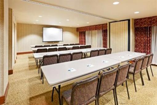 фото отеля Staybridge Suites Charlotte Arrowood