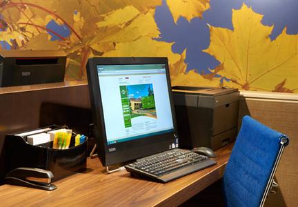 фото отеля Courtyard by Marriott Detroit Warren