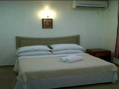 фото отеля Maicare Inn