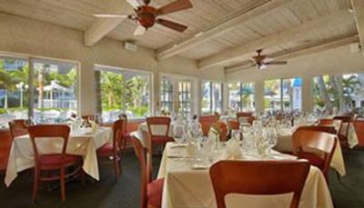 фото отеля Jacaranda Beach Villas