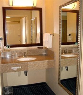 фото отеля SpringHill Suites Pittsburgh Mills