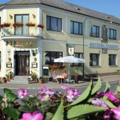 фото отеля Retzerlandhof Familie Graf Hotel Zellerndorf