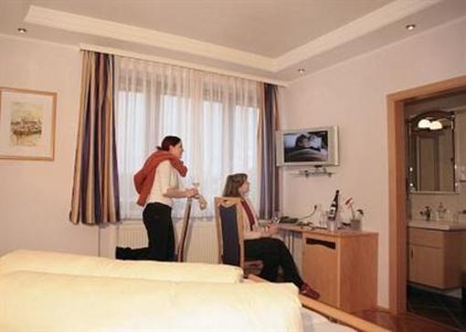 фото отеля Retzerlandhof Familie Graf Hotel Zellerndorf