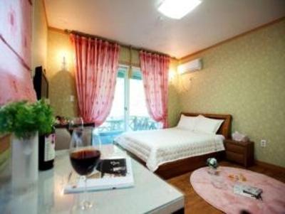 фото отеля Woorinuri Pension
