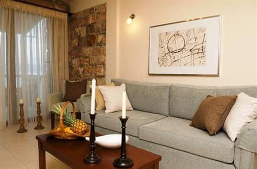 фото отеля Enalio Suites