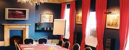 фото отеля The Greyhound Coaching Inn Lutterworth