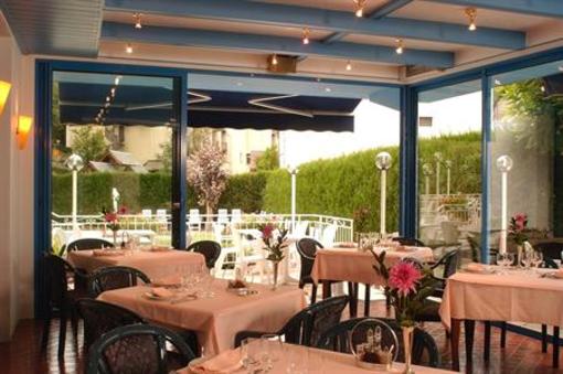 фото отеля Hotel Beausejour Chaudes-Aigues