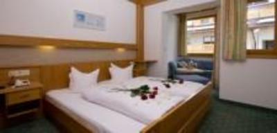 фото отеля Tyrol Hotel Lermoos