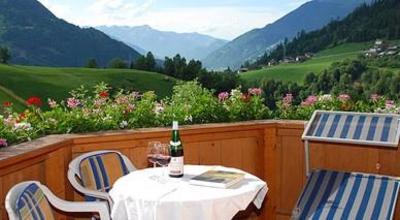 фото отеля Blaserhof Guest House Hainzenberg