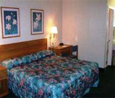 фото отеля Moulton Days Inn
