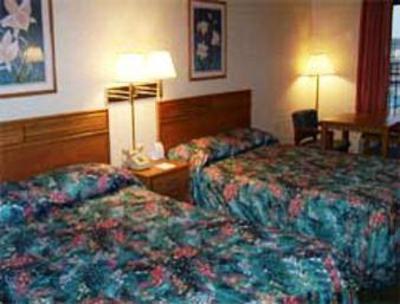 фото отеля Moulton Days Inn