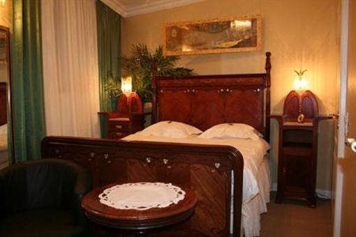 фото отеля Hotel Goldener Löwe Kevelaer