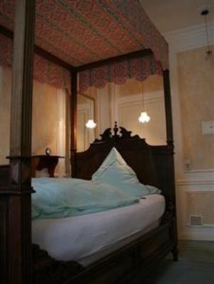 фото отеля Hotel Goldener Löwe Kevelaer