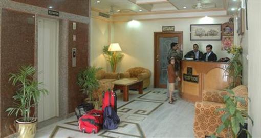 фото отеля Hotel Raj Plaza