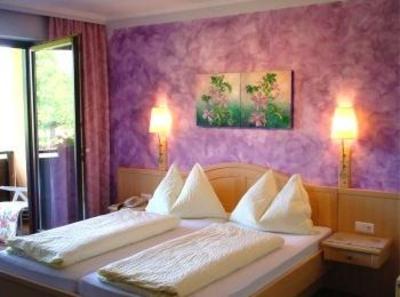 фото отеля Appartement zur Post Ferlach
