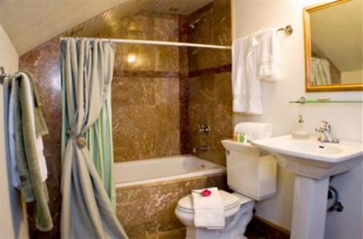 фото отеля R. R. Thompson House Bed & Breakfast