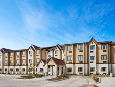 фото отеля Microtel Inn and Suites Buda