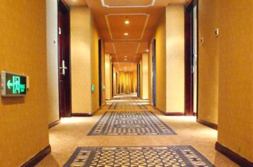 фото отеля Vienna Hotel Shenzhen Nantou