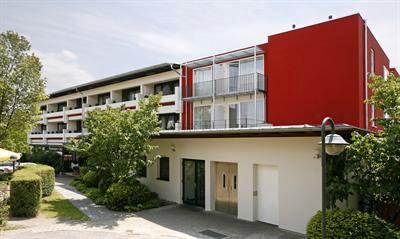 фото отеля Hotel Schönbuch Pliezhausen