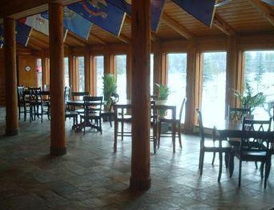 фото отеля Lolo Hot Springs Lodge