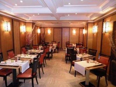 фото отеля Le Cardinal Hotel