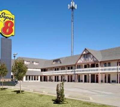 фото отеля Super 8 Moore Oklahoma City Area