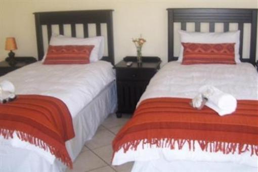 фото отеля Riverside Palms Bed & Breakfast Kempton Park