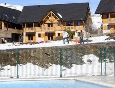 фото отеля Residhotel Le Bois De La Reine Besse-et-Saint-Anastaise