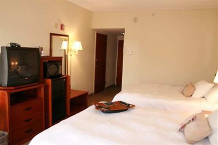 фото отеля Hampton Inn Woodbridge