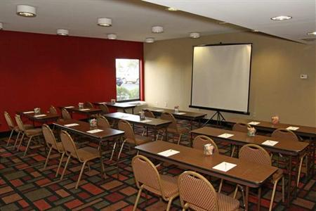 фото отеля Hampton Inn Woodbridge