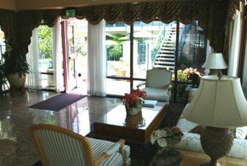 фото отеля Tarzana Inn