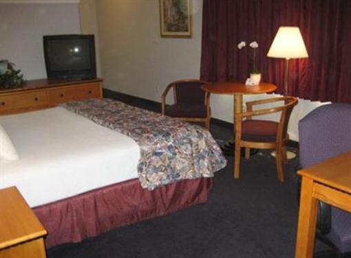 фото отеля Tarzana Inn