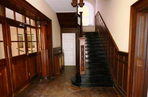 фото отеля Rowan Tree Hostel