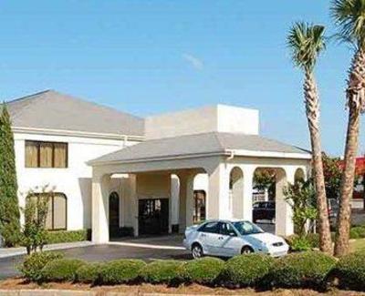 фото отеля Quality Inn & Suites Orangeburg