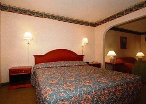 фото отеля Quality Inn & Suites Orangeburg