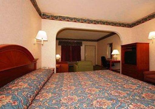 фото отеля Quality Inn & Suites Orangeburg