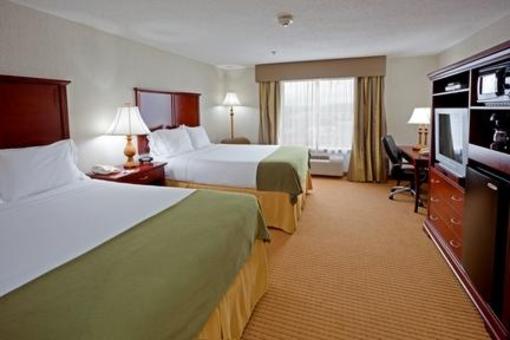 фото отеля Holiday Inn Express Hotel & Suites Newton Sparta