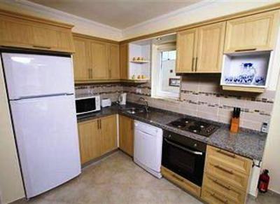 фото отеля Lakeside Garden Holiday Village