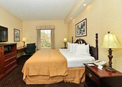 фото отеля Quality Inn Richmond