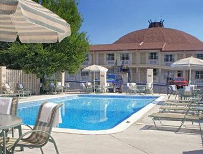 фото отеля Days Inn Central Colorado Springs