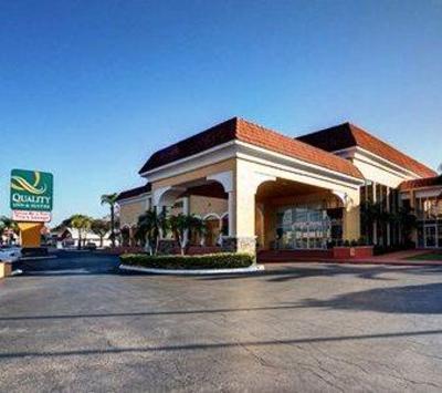 фото отеля Quality Inn & Suites New Port Richey