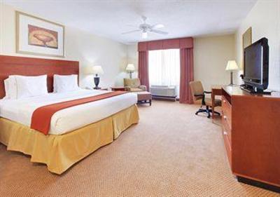 фото отеля Holiday Inn Express Hotel & Suites Canton