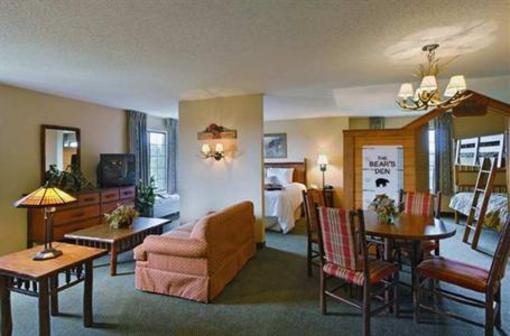 фото отеля Hampton Inn Kansas City Village West