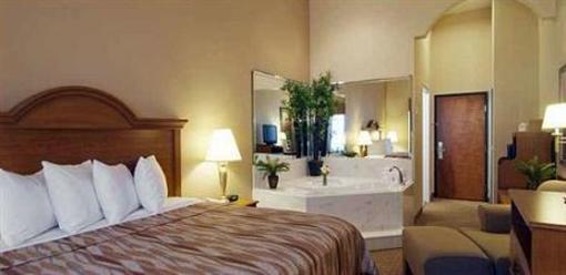 фото отеля Venetian Inn & Suites Houston