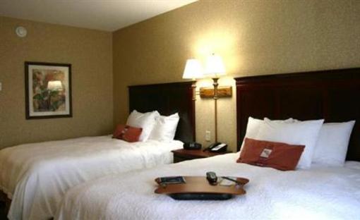 фото отеля Hampton Inn & Suites Toledo-Perrysburg
