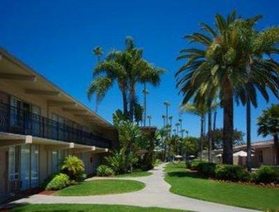 фото отеля Ramada Inn and Conference Center Qualcomm Stadium