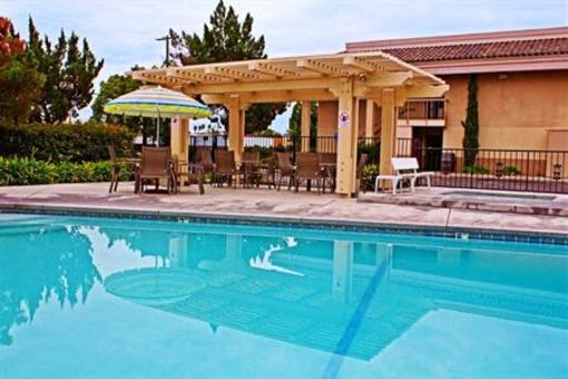 фото отеля Best Western Plus Village Inn