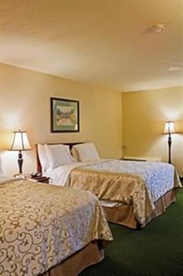 фото отеля Best Western Plus Village Inn