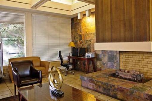 фото отеля Best Western Plus Village Inn
