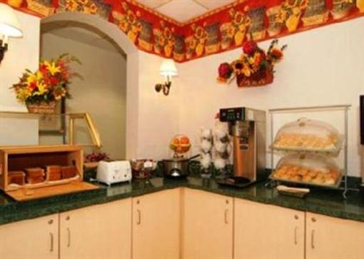 фото отеля Quality Suites Universal South